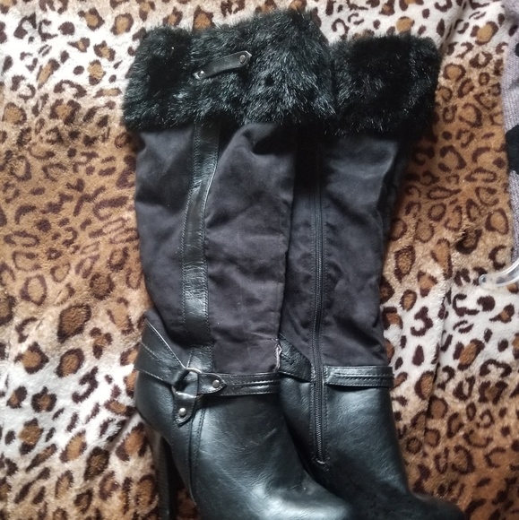 Boots - Picture 1 of 2